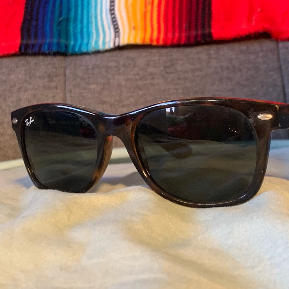 Ray-Ban New Wayfarer sunglasses
